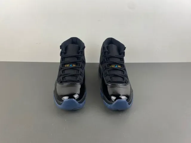 Air Jordan 11 Tênis de Basquete de Couro Patentado Preto 13