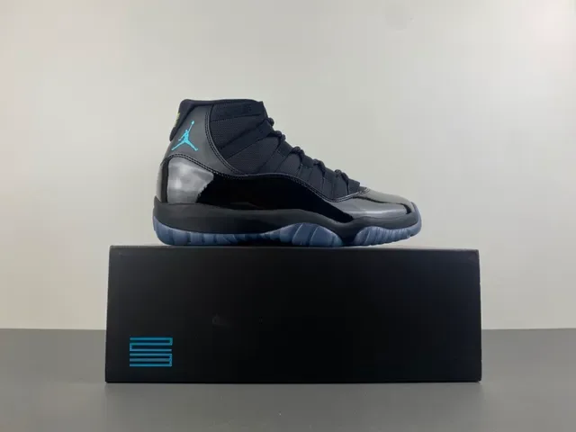 Air Jordan 11 Tênis de Basquete de Couro Patentado Preto 17