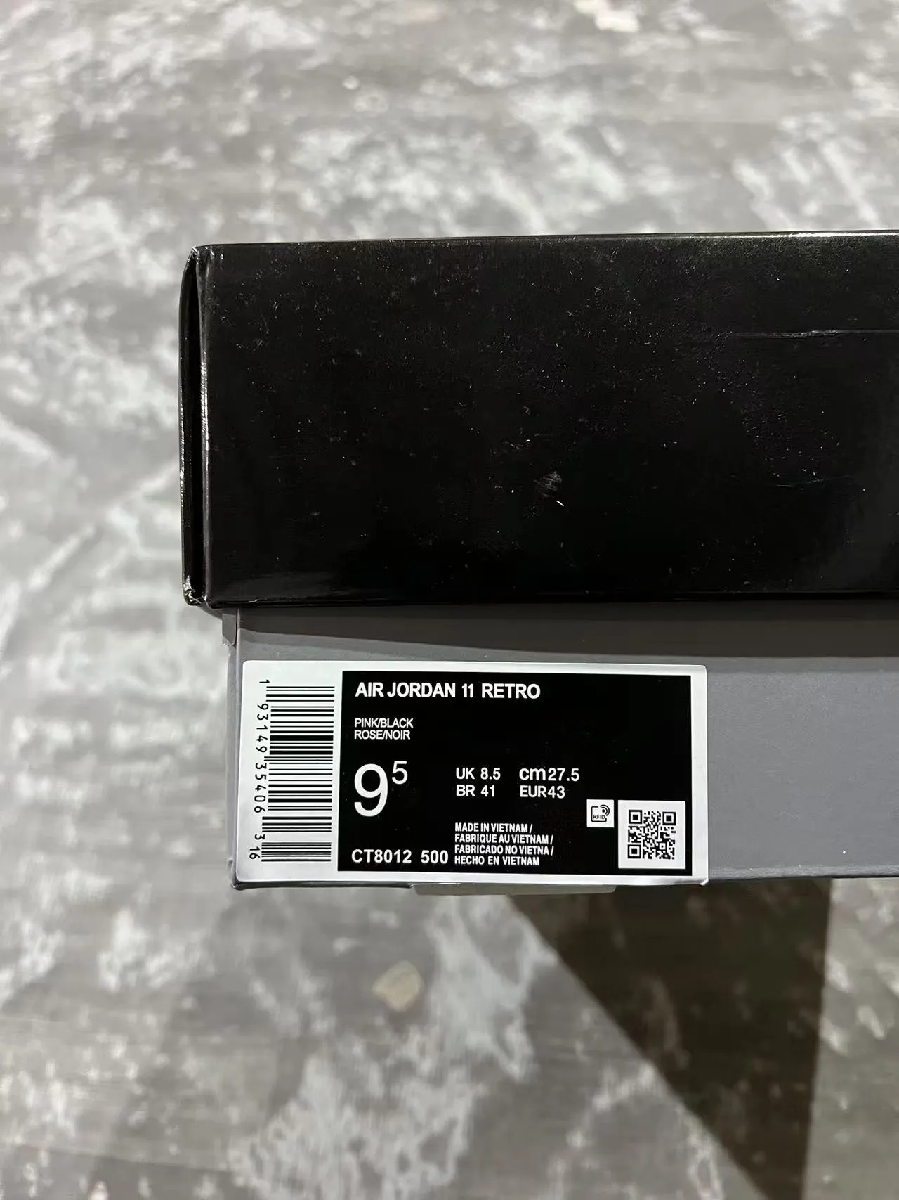 Air Jordan 11 গোলাপি এবং কালো বাস্কেটবল জুতা 10