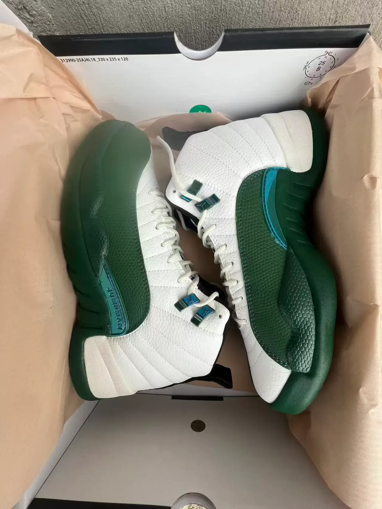 Air Jordan 12 White and Green Quilted Leather Basketball Shoes 9