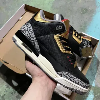 Tênis de basquete Air Jordan 3 preto e dourado com estampa de elefante