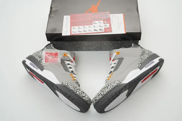 Tênis de basquete Air Jordan 3 Cinza Elefante 4