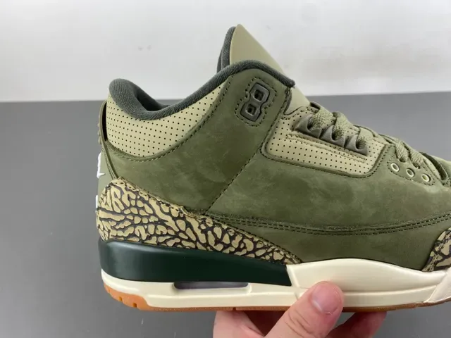 Air Jordan 3 橄榄绿麂皮大象纹篮球鞋 3