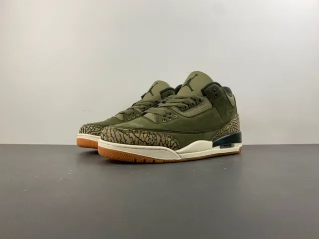 Air Jordan 3 橄榄绿麂皮大象纹篮球鞋 10