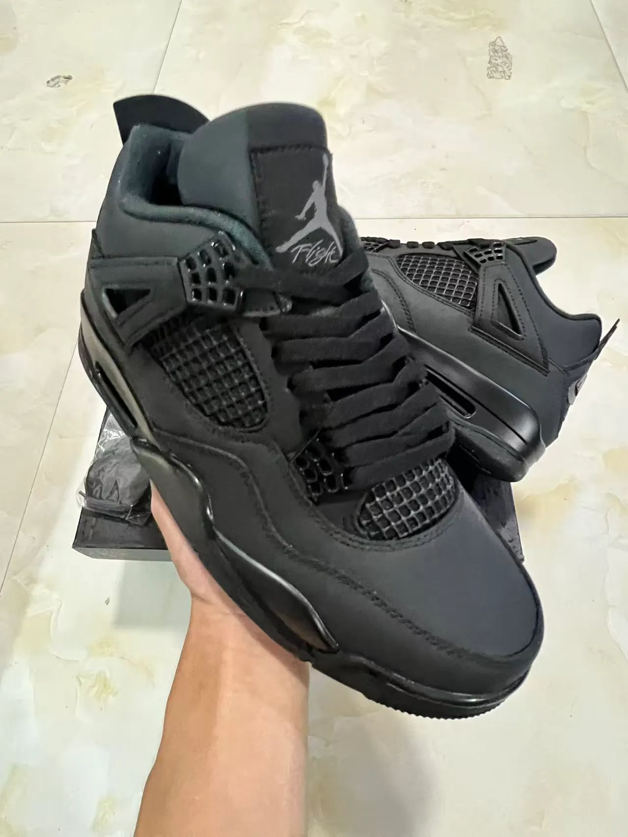 Air Jordan 4 Tênis de basquete preto 2