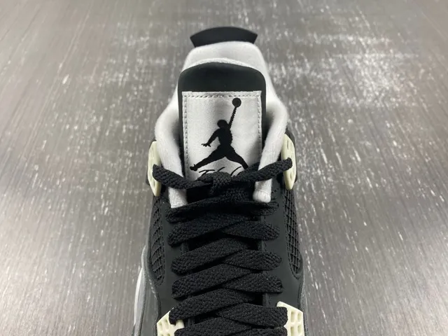 Chaussures de basketball Air Jordan 4 noir gris blanc 6