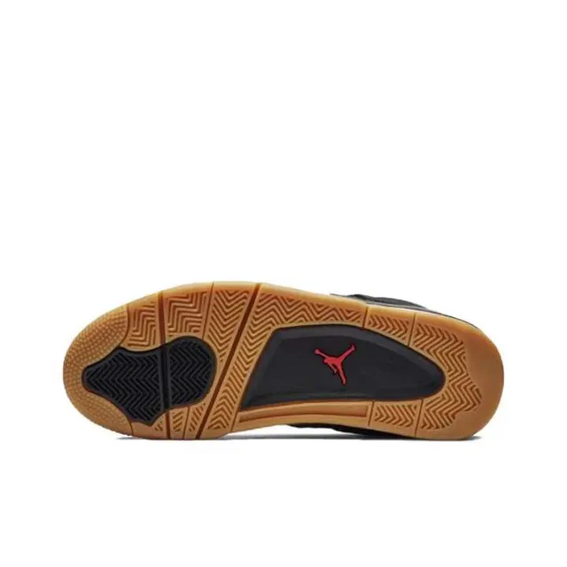 Tênis de basquete Air Jordan 4 preto branco goma 2