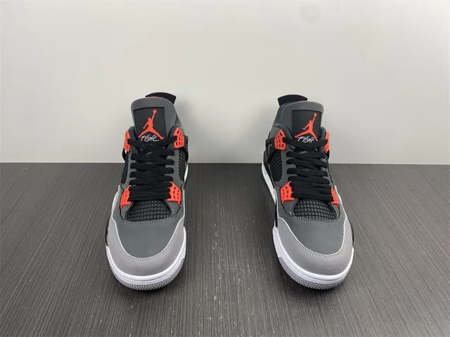 Air Jordan 4 深灰色 黑色 红色 篮球鞋 9