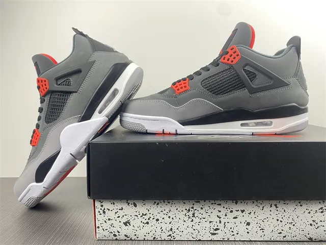 Air Jordan 4 深灰色 黑色 红色 篮球鞋 11