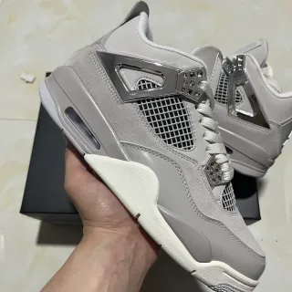 Air Jordan 4 Light Gray Camurça e Couro Tênis de Basquete