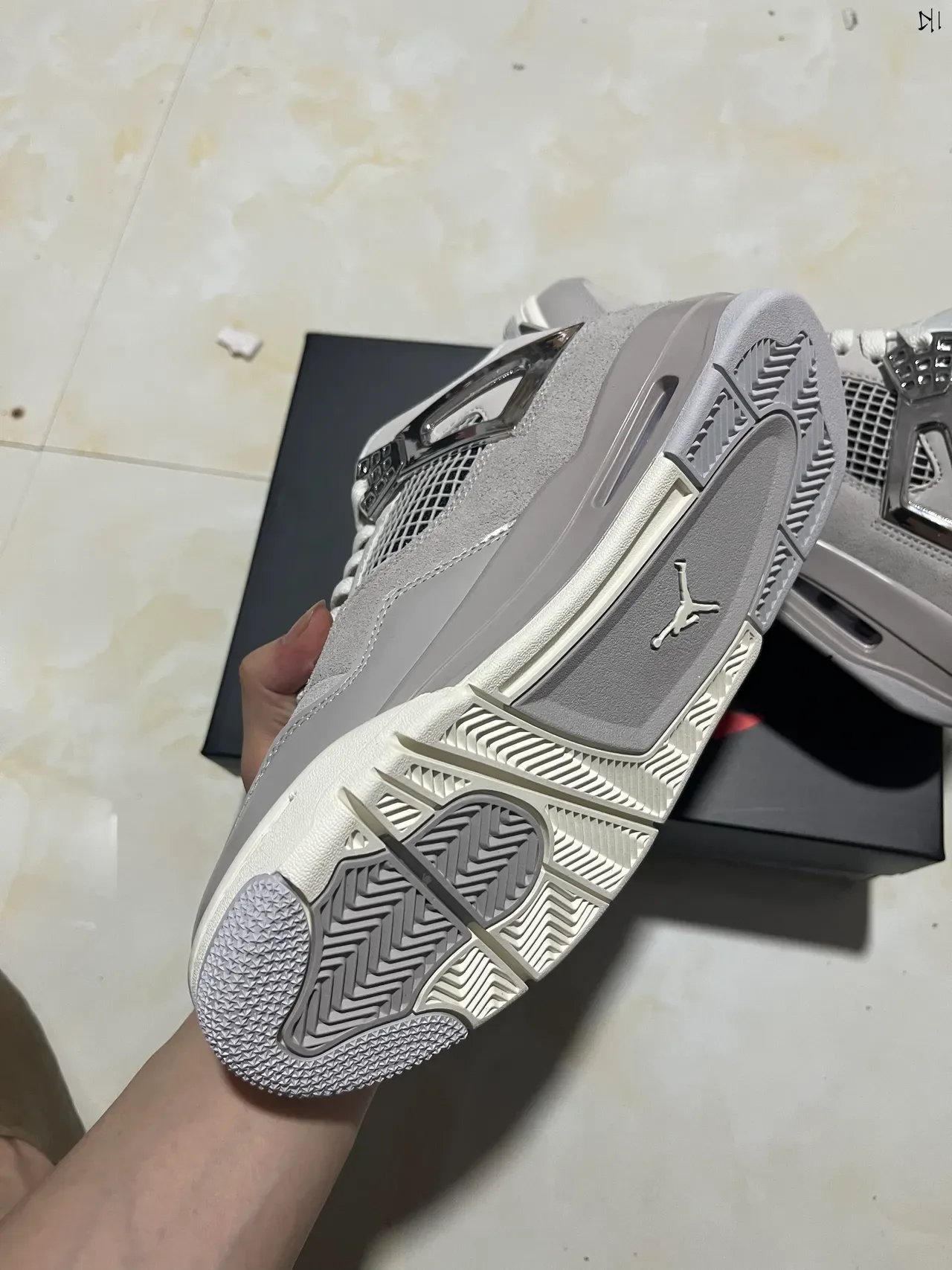 Air Jordan 4 Light Gray جلد وسويدي أحذية كرة السلة 5