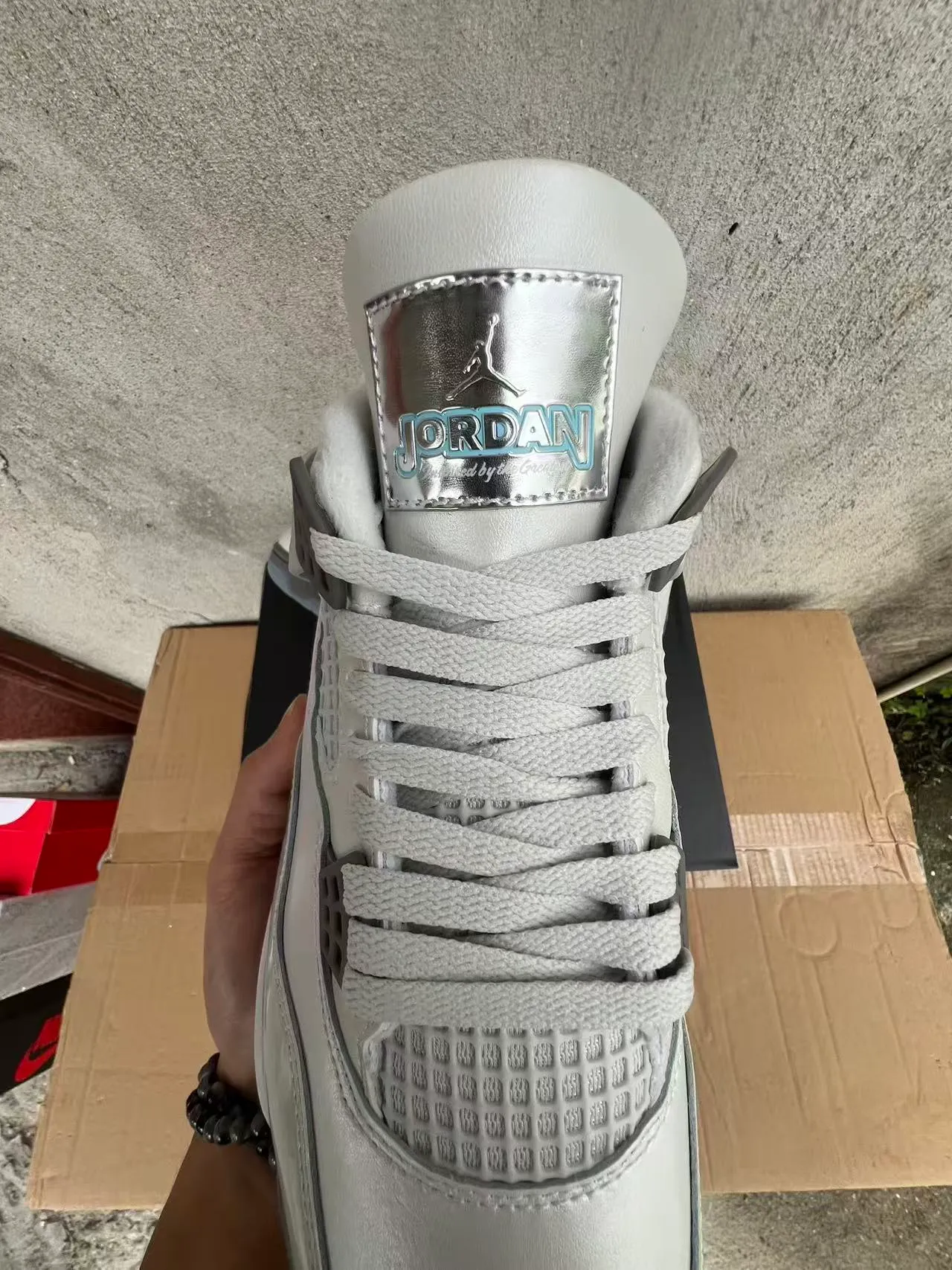 Zapatillas de baloncesto Air Jordan 4 gris plateado metálico 3