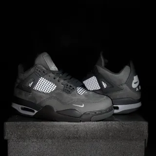 Tênis de basquete Air Jordan 4 cinza monocromático 2