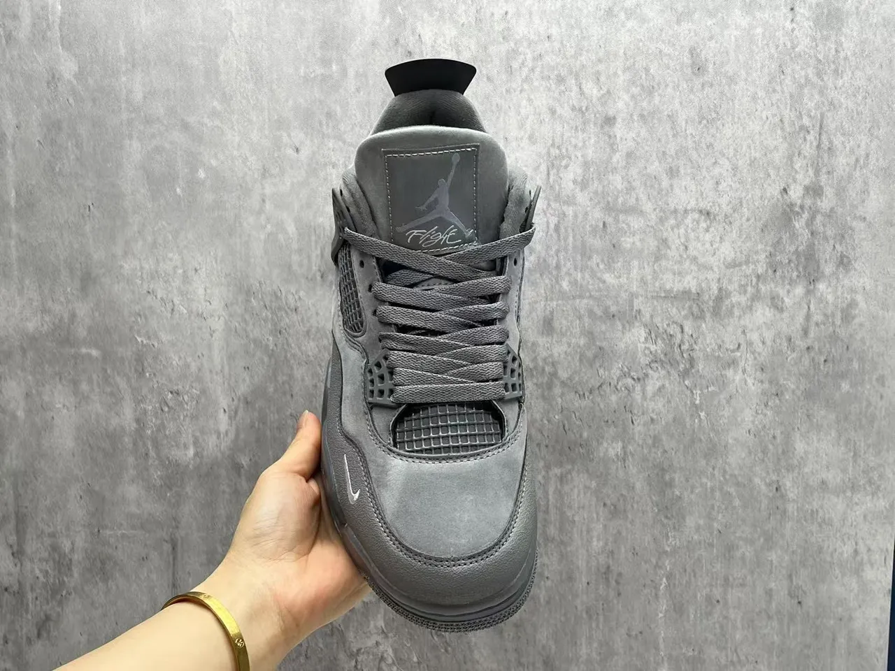 Tênis de basquete Air Jordan 4 cinza monocromático 13