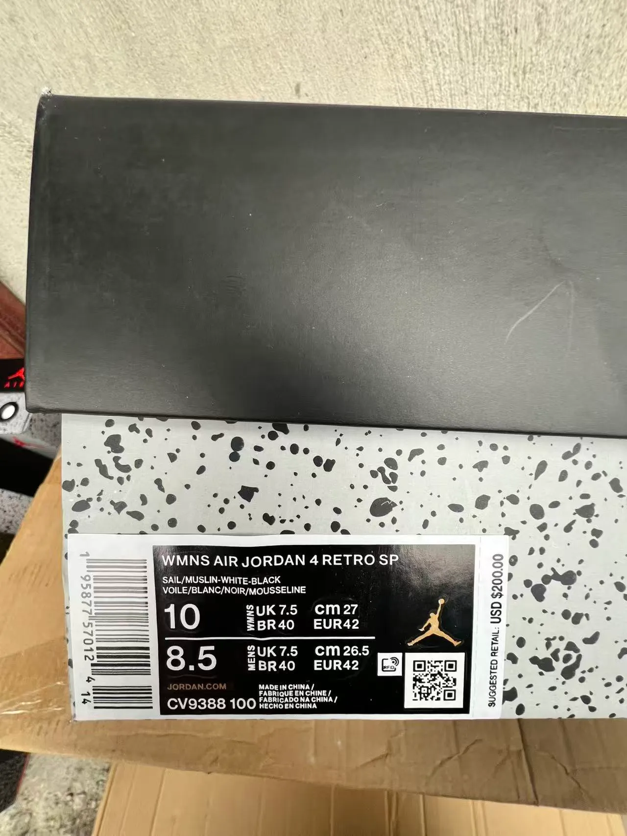 Zapatillas de baloncesto lifestyle Air Jordan 4 Off-White beige 10