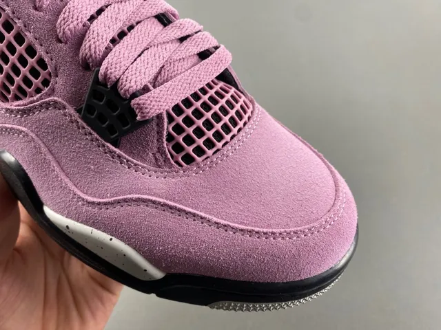 Zapatillas de baloncesto Air Jordan 4 de ante rosa y blanco moteado 2