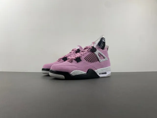 Zapatillas de baloncesto Air Jordan 4 de ante rosa y blanco moteado 10