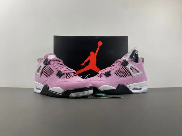 Zapatillas de baloncesto Air Jordan 4 de ante rosa y blanco moteado 13