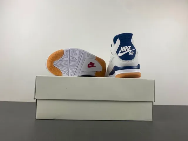 Air Jordan 4 Tênis de Basquete Branco Navy Gum 16