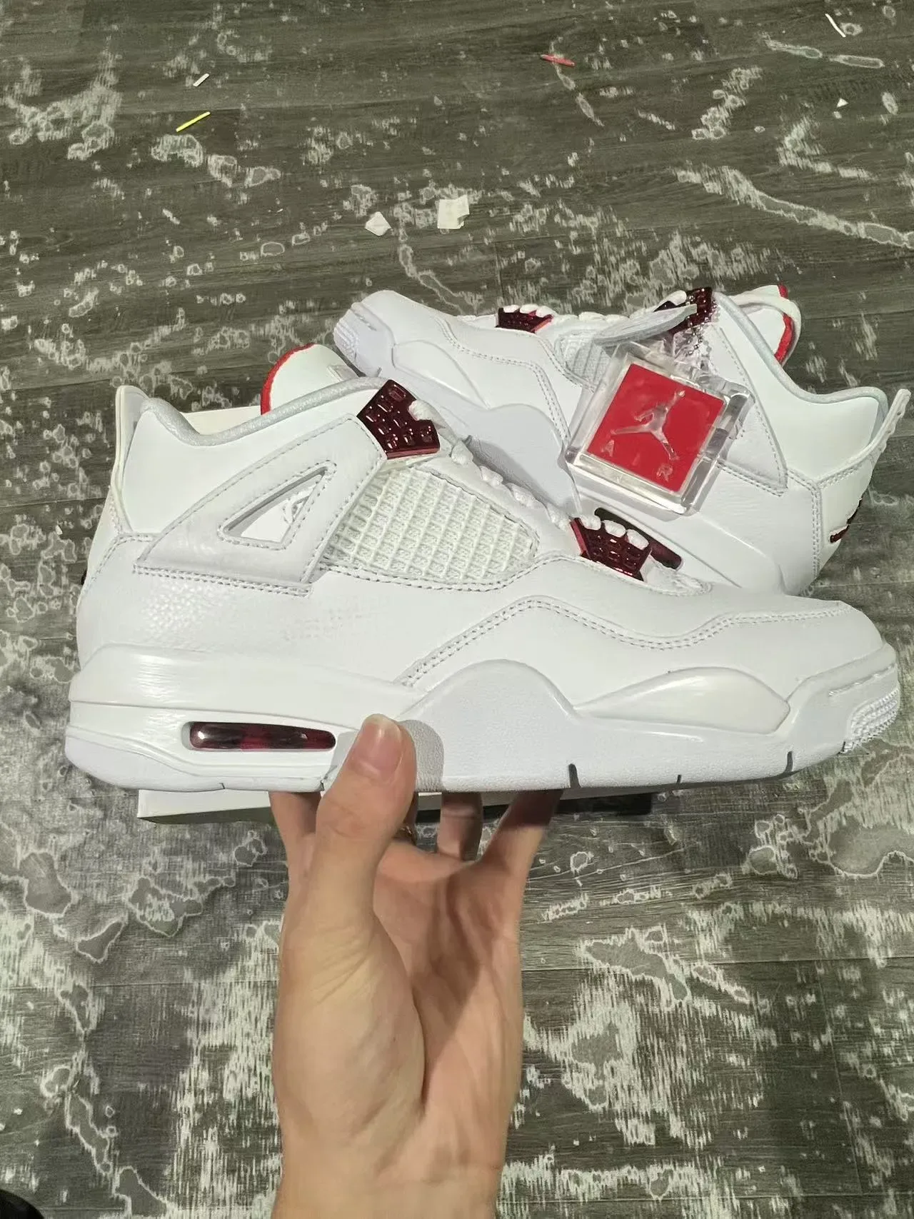 Air Jordan 4 Chaussures de basketball Blancs et Rouges 7
