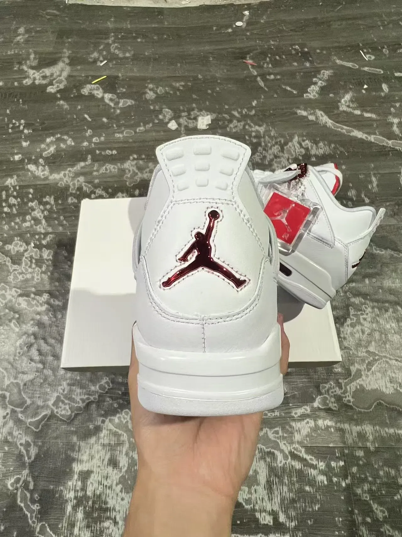 Air Jordan 4 Chaussures de basketball Blancs et Rouges 8