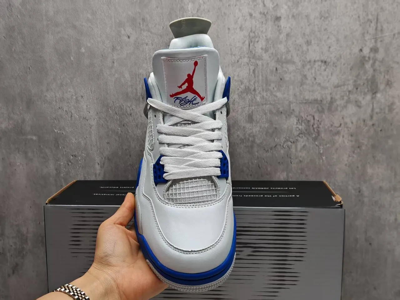 Air Jordan 4 白色皇家蓝水泥篮球鞋 3