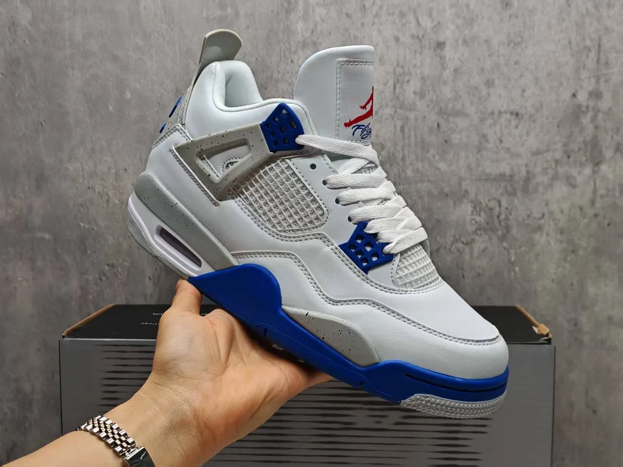 Air Jordan 4 白色皇家蓝水泥篮球鞋 4