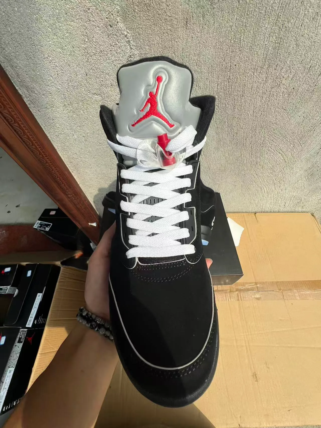 حذاء كرة السلة Air Jordan 5 أسود فضي أزرق جليدي 3