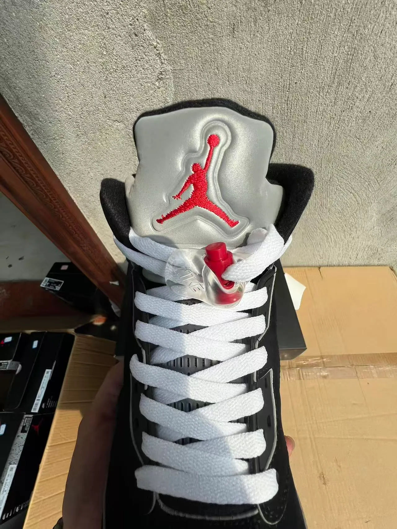 حذاء كرة السلة Air Jordan 5 أسود فضي أزرق جليدي 4