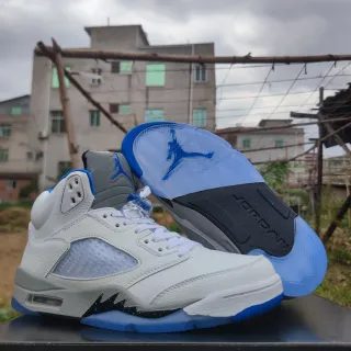Air Jordan 5 সাদা হালকা ধূসর নীল বাস্কেটবল জুতো