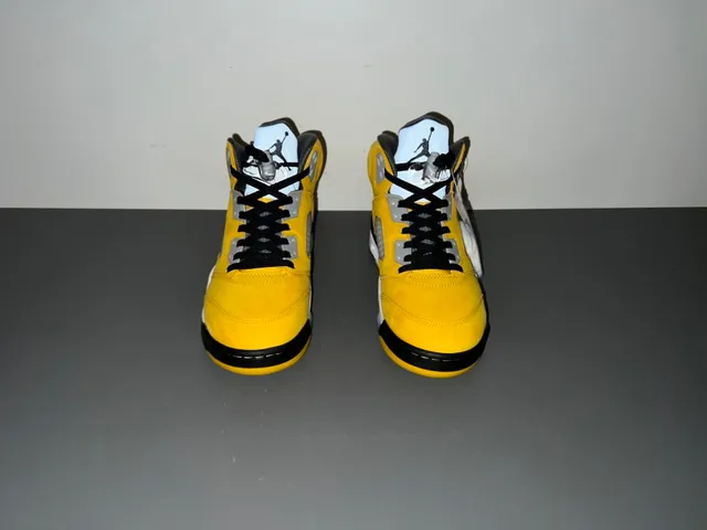 Chaussures de basketball Air Jordan 5 jaune noir blanc 11