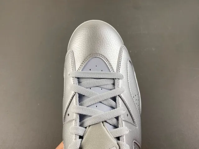 Tênis de basquete Air Jordan 6 prata metálico 5