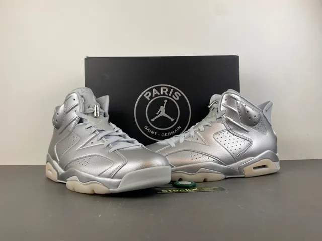 Tênis de basquete Air Jordan 6 prata metálico 13