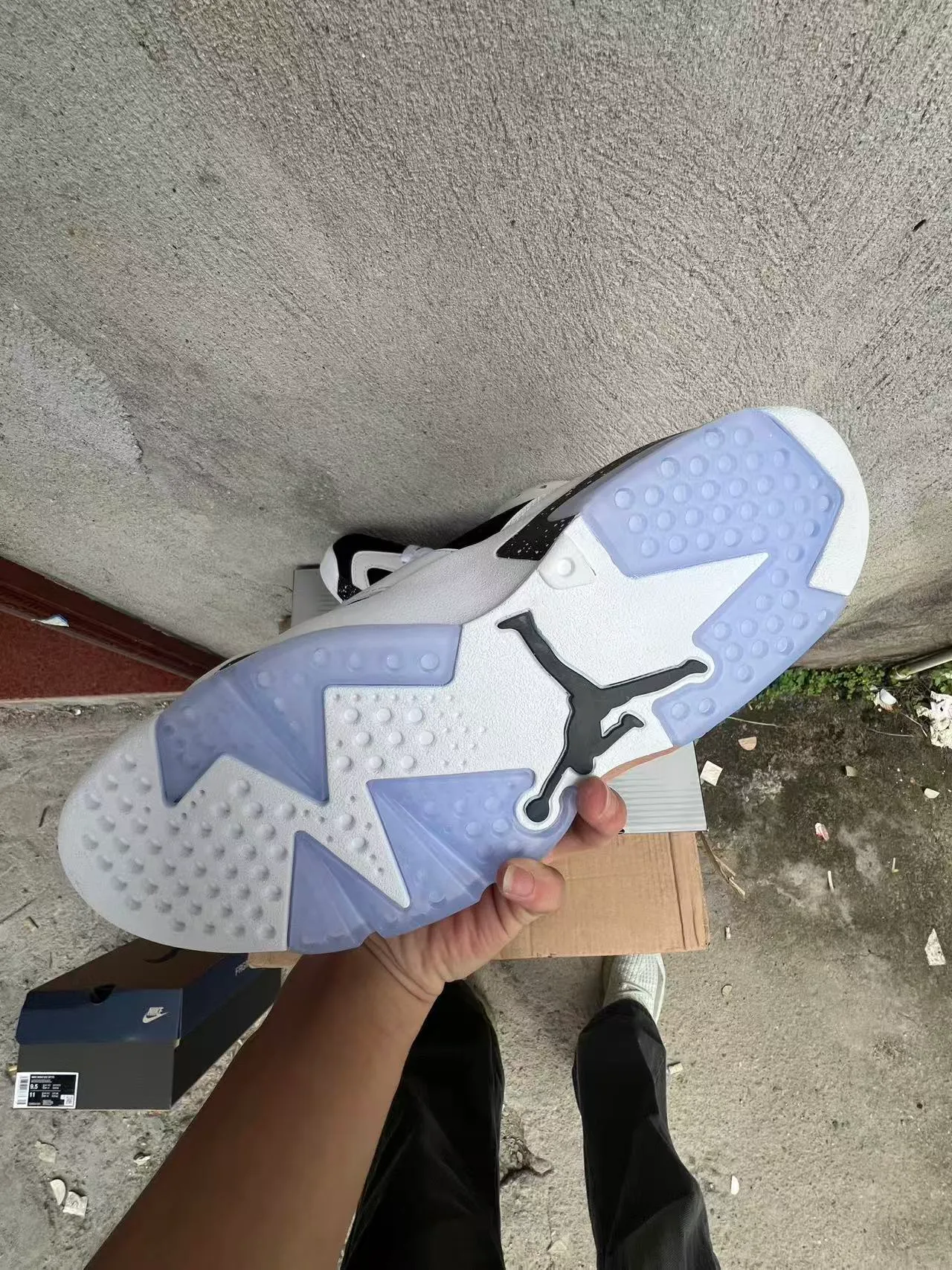 Chaussures de basketball Air Jordan 6 blanc et noir moucheté 6