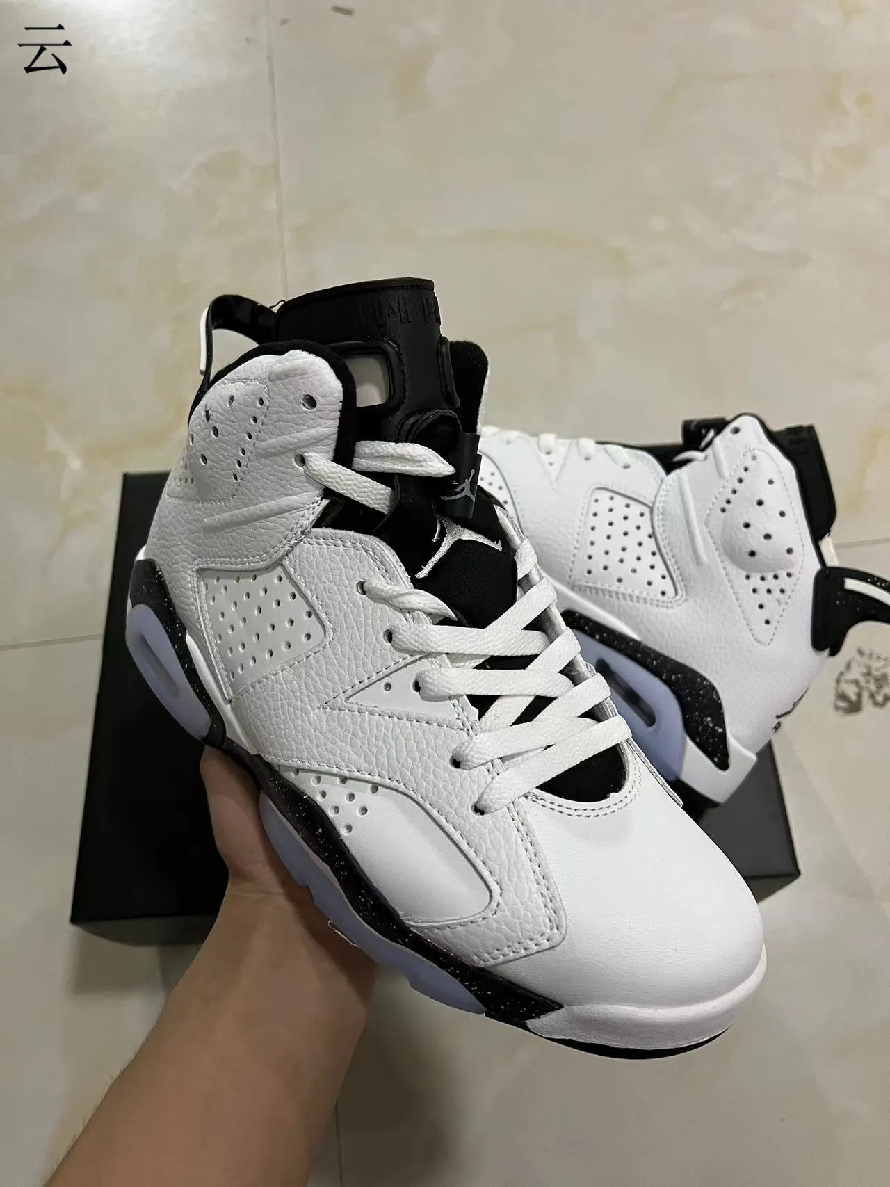 Air Jordan 6 Chaussures de basket blanc noir tacheté 2