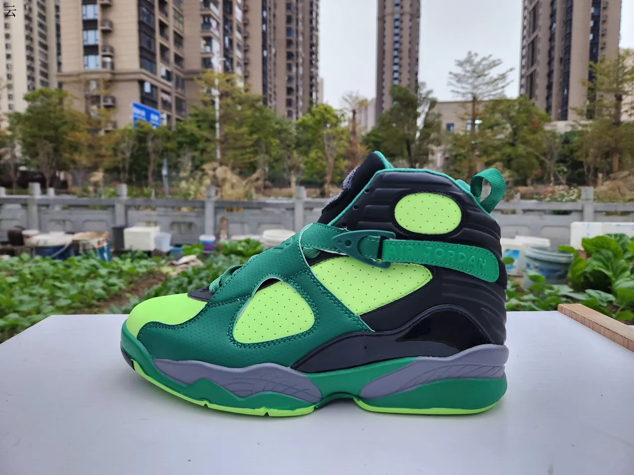 Chaussures de basketball Air Jordan 8 vert et lime fluo 6