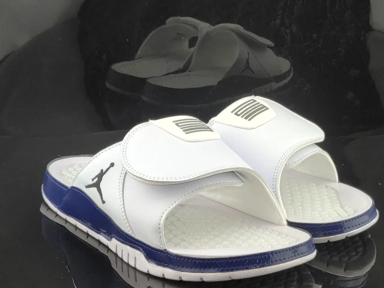 Air Jordan Hydro Slide نعال أبيض ونافي 3