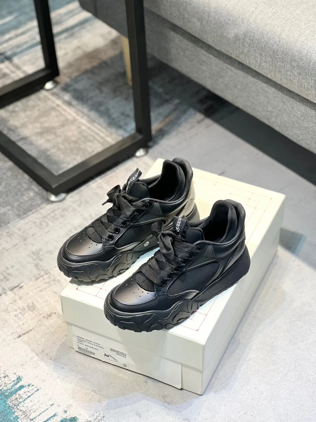 Alexander McQueen Oversized Sneaker Black Chunky Sneakers 7