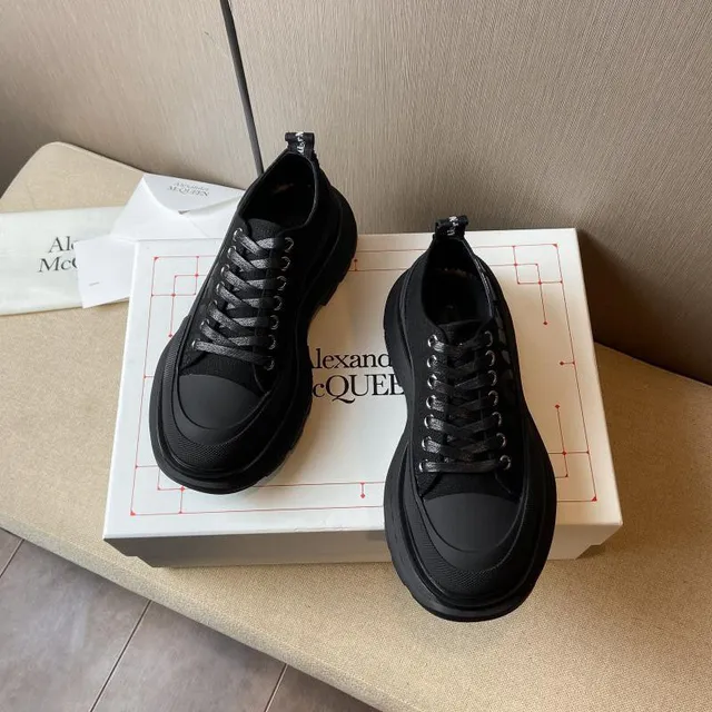 Alexander McQueen Oversized Sneaker Black Chunky Sneakers 5