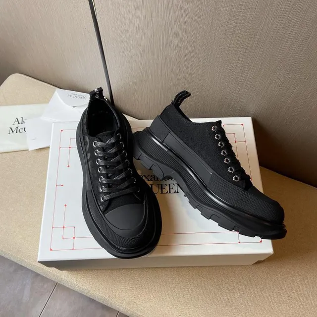 Alexander McQueen Oversized Sneaker Black Chunky Sneakers 7