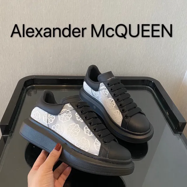 Alexander McQueen Oversized Sneaker Black White Silhouette Floral Jacquard Side Panel Lifestyle Sneakers 7