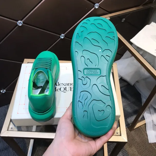 एलेक्जेंडर मैकक्वीन ओवरसाइज्ड जीवंत हरा Lifestyle Sneakers 3