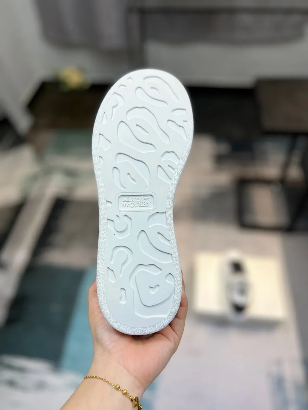 Alexander McQueen 白色和黑色 超大码 生活鞋 9