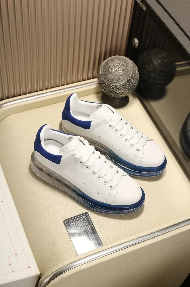 Alexander McQueen Oversized Sneaker White and Blue Lifestyle Sneakers 7