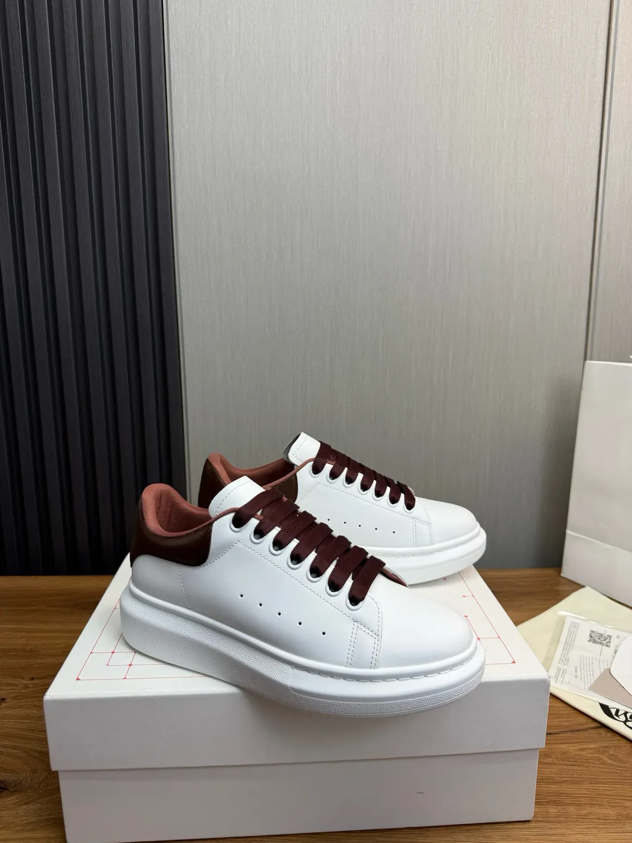Alexander McQueen Oversized Sneaker White Brown Skull Heel Lifestyle Sneakers 3