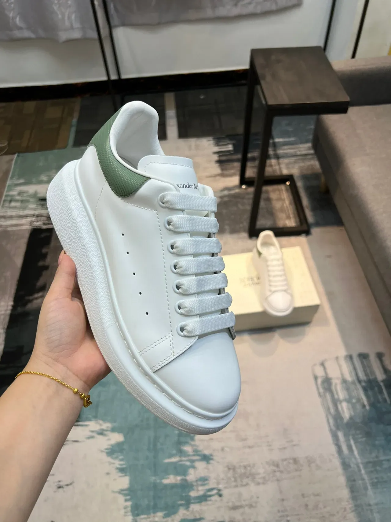 Alexander McQueen Oversized Sneaker White Green Platform Sole Smooth Leather Upper Lifestyle Sneakers 6