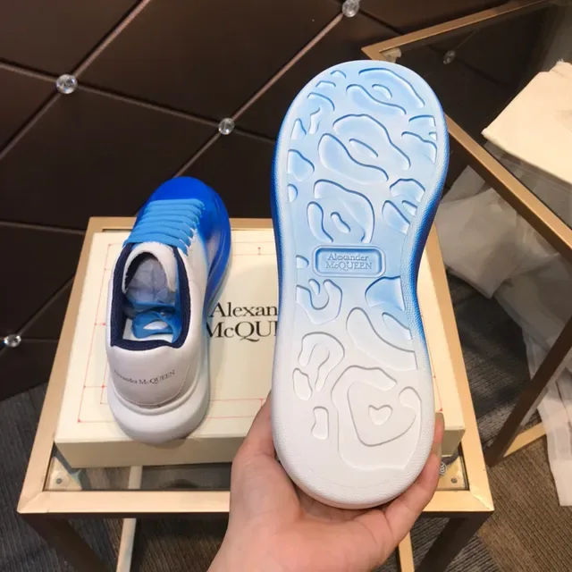 Alexander McQueen 白色到蓝色渐变宽松生活方式运动鞋 3