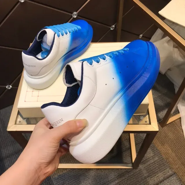Alexander McQueen 白色到蓝色渐变宽松生活方式运动鞋 4