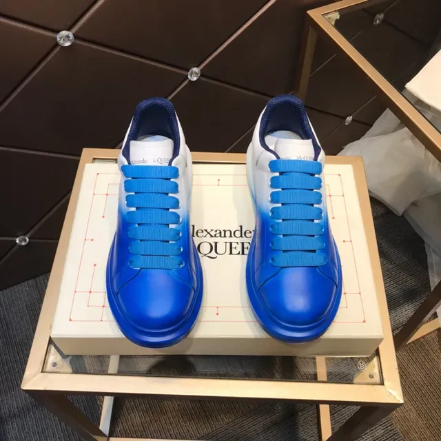 Alexander McQueen 白色到蓝色渐变宽松生活方式运动鞋 9
