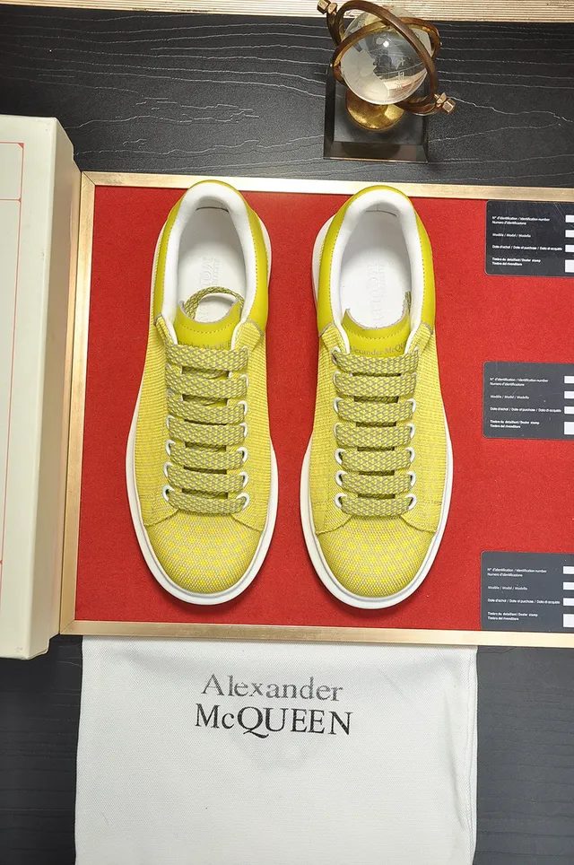 Alexander McQueen حذاء رياضي oversized أصفر منسوج ناعم أسلوب حياة 9